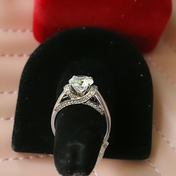 Genuine 925 Sterling Silver Engagement Ring​ - Picture 2 of 4
